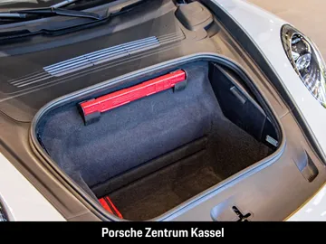 Car image 35