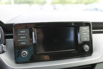 Car image 22