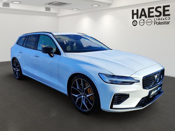 Volvo V60 T8 Polestar Engineered AWD Recharge 298 kW image number 2