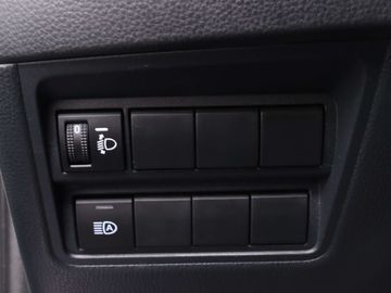 Car image 33