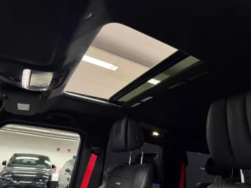Car image 47