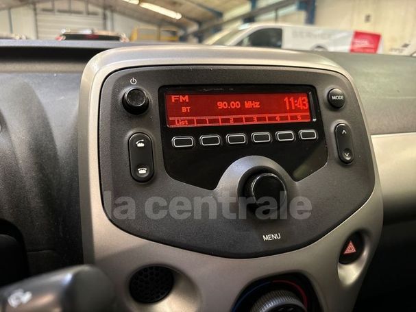 Toyota Aygo 51 kW image number 28