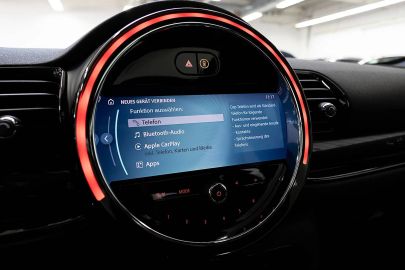 Car image 28