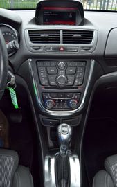 Car image 24