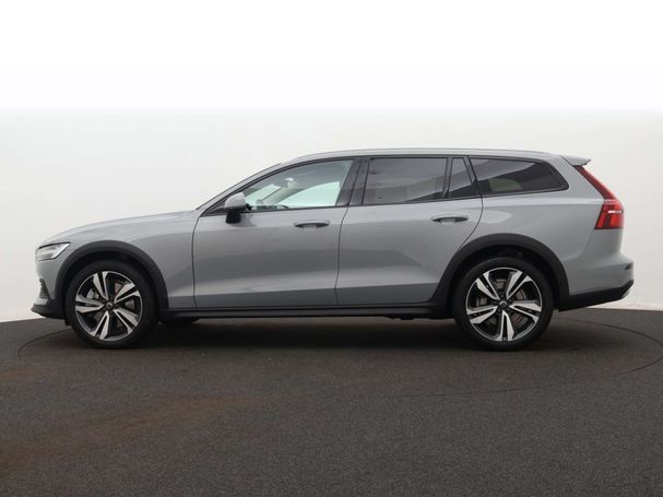 Volvo V60 AWD B5 184 kW image number 2