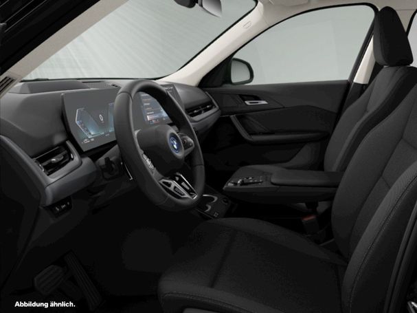 BMW X1 xDrive25e 180 kW image number 3