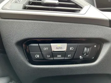 Car image 45