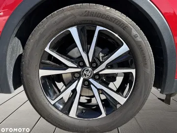 Car image 28