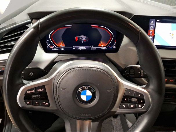 BMW 118i 100 kW image number 12