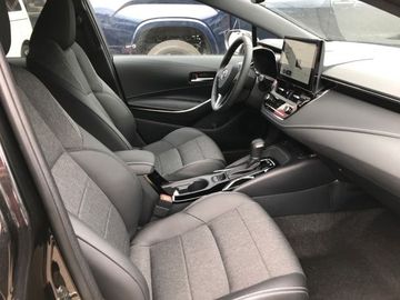 Car image 21