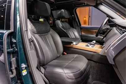 Car image 45