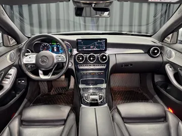 Car image 33
