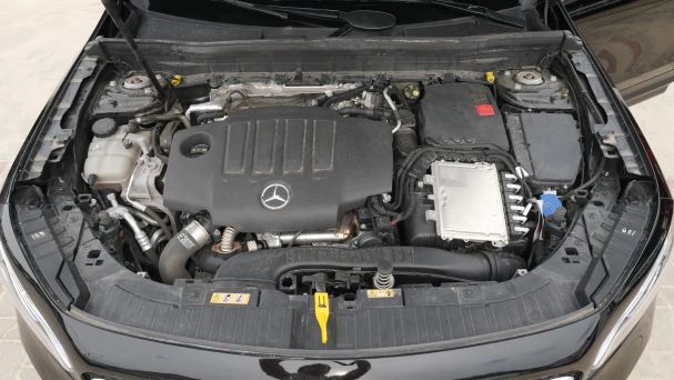 Mercedes-Benz GLB 220 d 140 kW image number 27