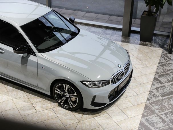 BMW 330i 180 kW image number 4