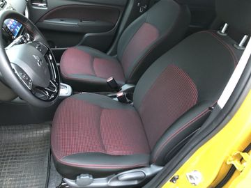 Car image 9