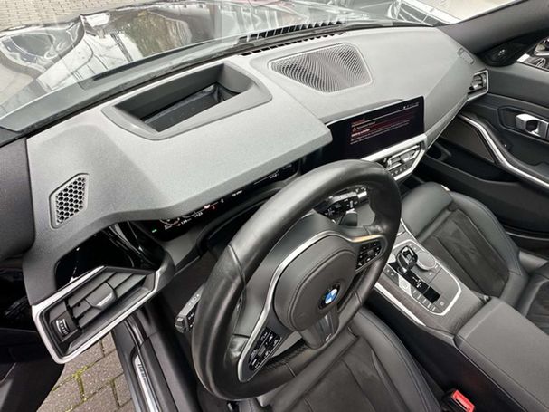 BMW 320d Touring M Sport 140 kW image number 13