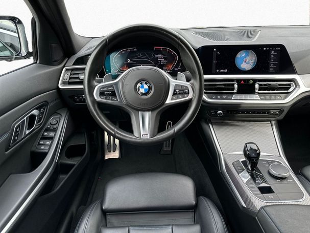 BMW 320i M Sport 135 kW image number 10