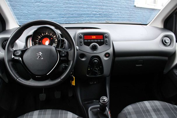 Peugeot 108 VTI Active 53 kW image number 12