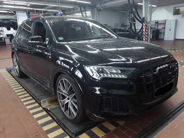 Audi Q7 60 TFSIe S-Line 340 kW image number 1