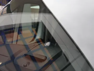 Car image 37