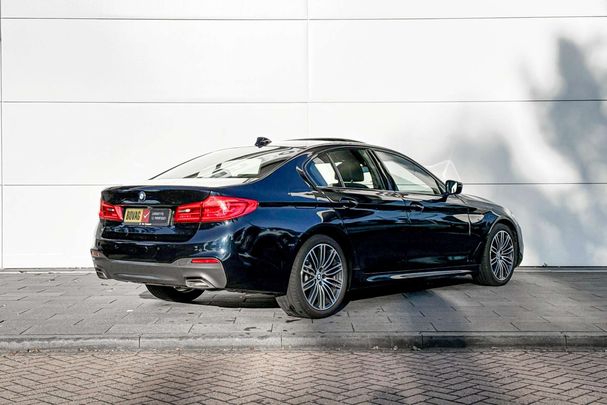 BMW 520i 135 kW image number 4