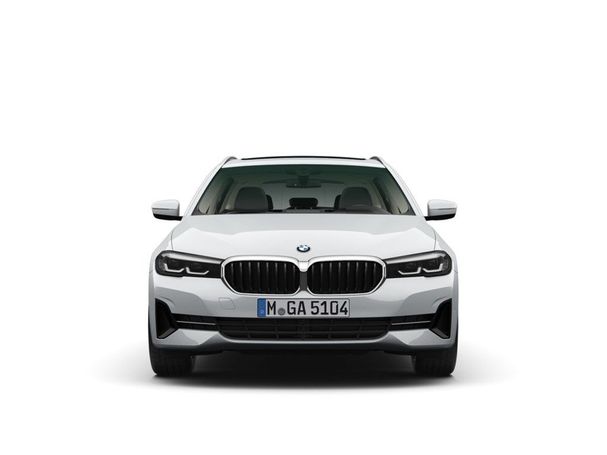 BMW 530d Touring xDrive 210 kW image number 2