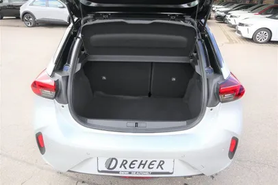 Car image 22