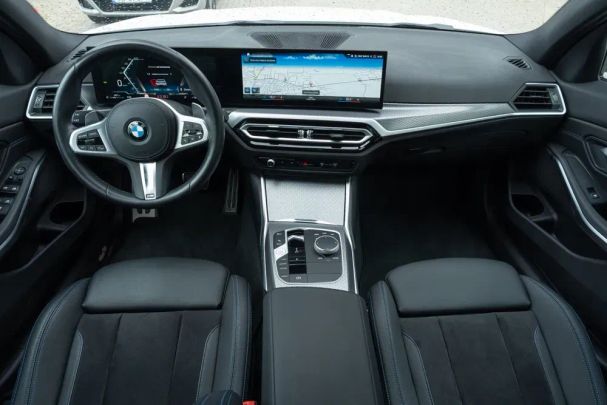 BMW 318i 115 kW image number 8