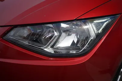 Car image 27