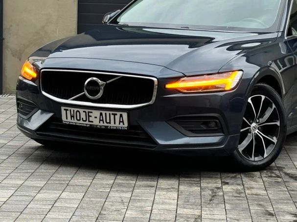 Volvo V60 D4 Geartronic Momentum 140 kW image number 21