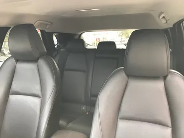 Car image 27