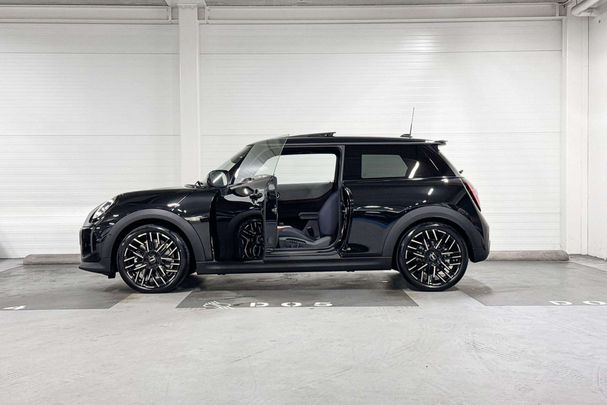 Mini Cooper S Favoured Trim 150 kW image number 3