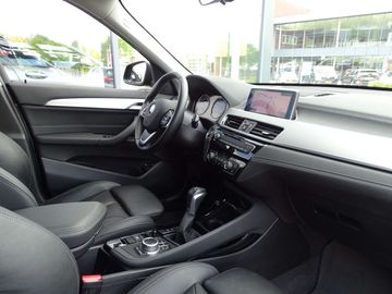 Car image 37