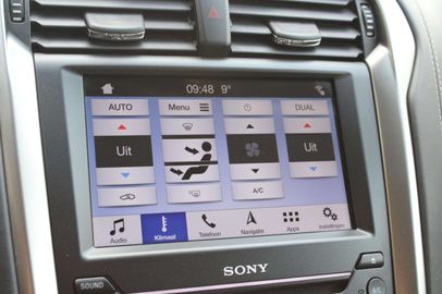 Car image 37