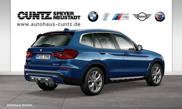 BMW X3 xDrive30e xLine 215 kW image number 2