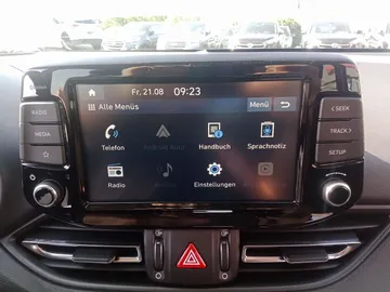 Car image 31