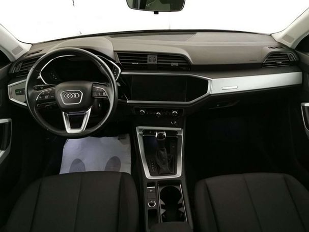 Audi Q3 35 TDI S tronic Advanced Business 110 kW image number 9