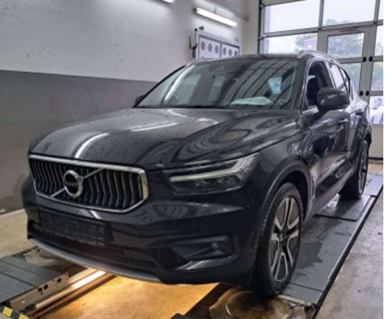 Volvo XC40 AWD Inscription 140 kW image number 1