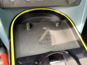 Car image 29