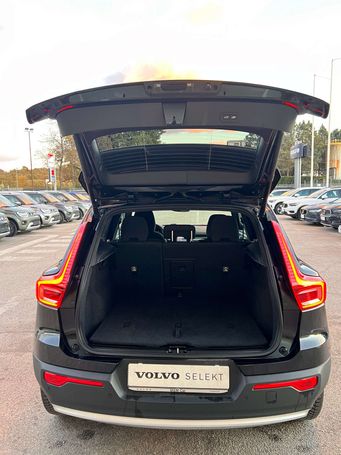 Volvo XC40 B3 Core 120 kW image number 6