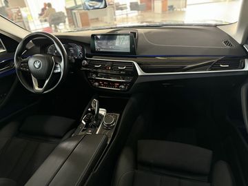 Car image 36