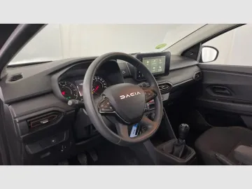 Car image 35
