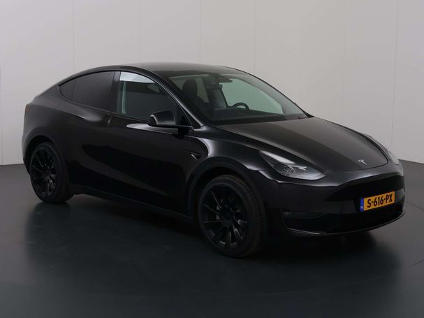 Tesla Model Y Long Range AWD 258 kW image number 23