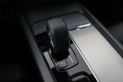 Car image 37