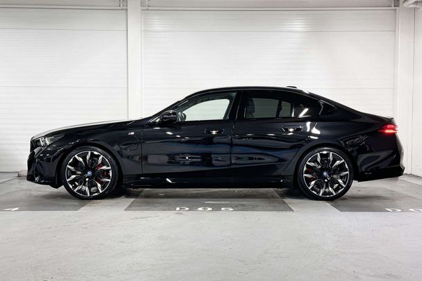 BMW 550 e xDrive 360 kW image number 4