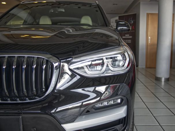 BMW X3 xDrive30i Luxury Line 185 kW image number 7