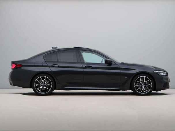 BMW 520i 135 kW image number 8