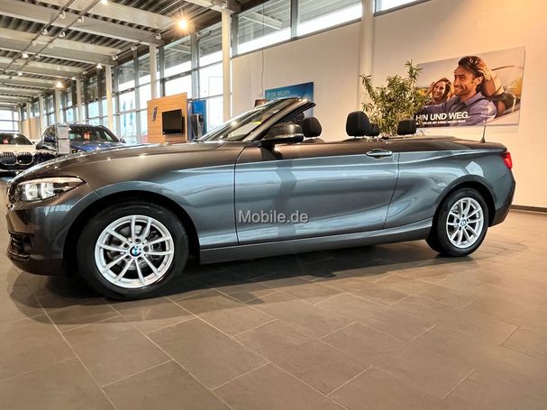 BMW 218i Cabrio Advantage 100 kW image number 28