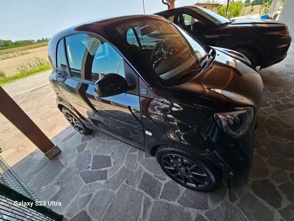 Smart ForTwo coupe EQ 60 kW image number 7