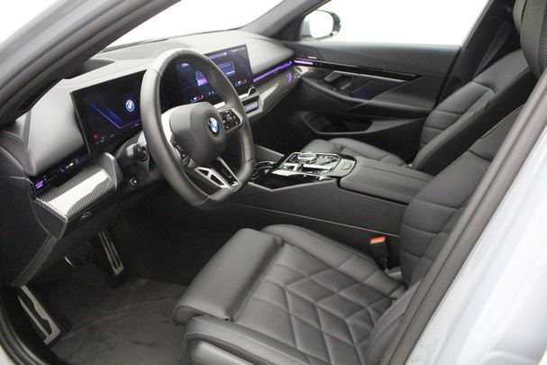 BMW 520i 140 kW image number 7